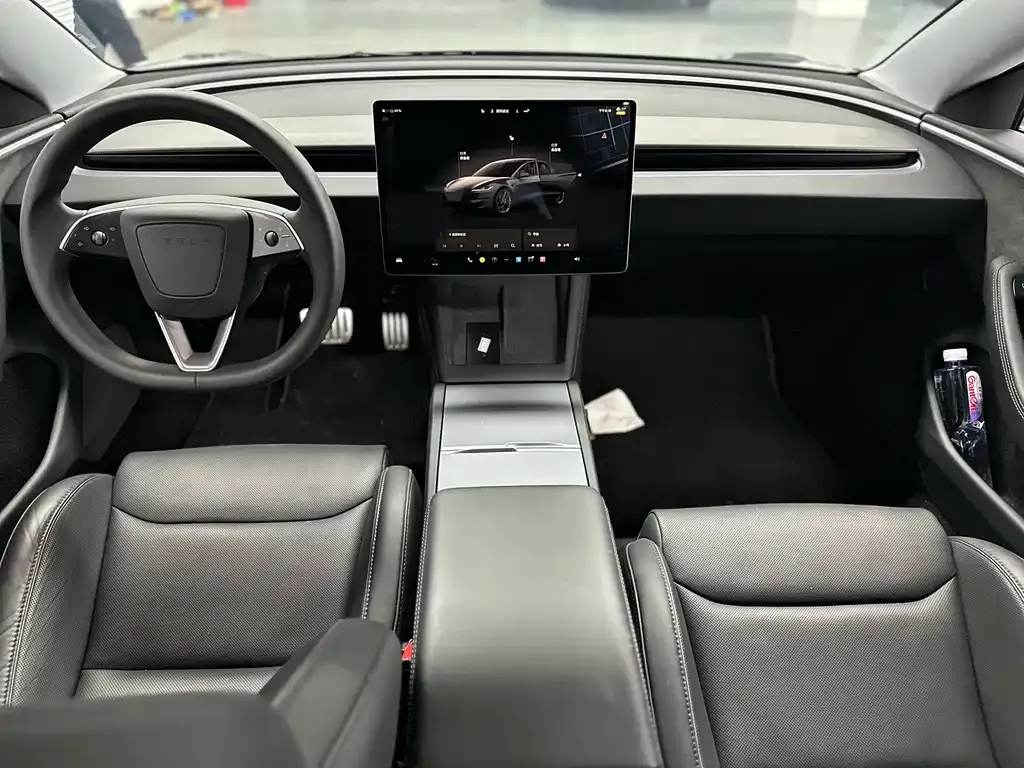 Tesla Model 3 — фото 8