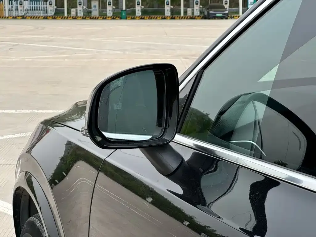 Volvo XC90 — фото 2