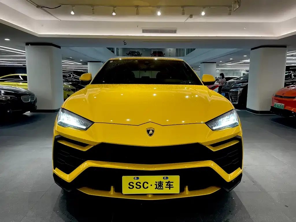 Lamborghini Urus — фото 2