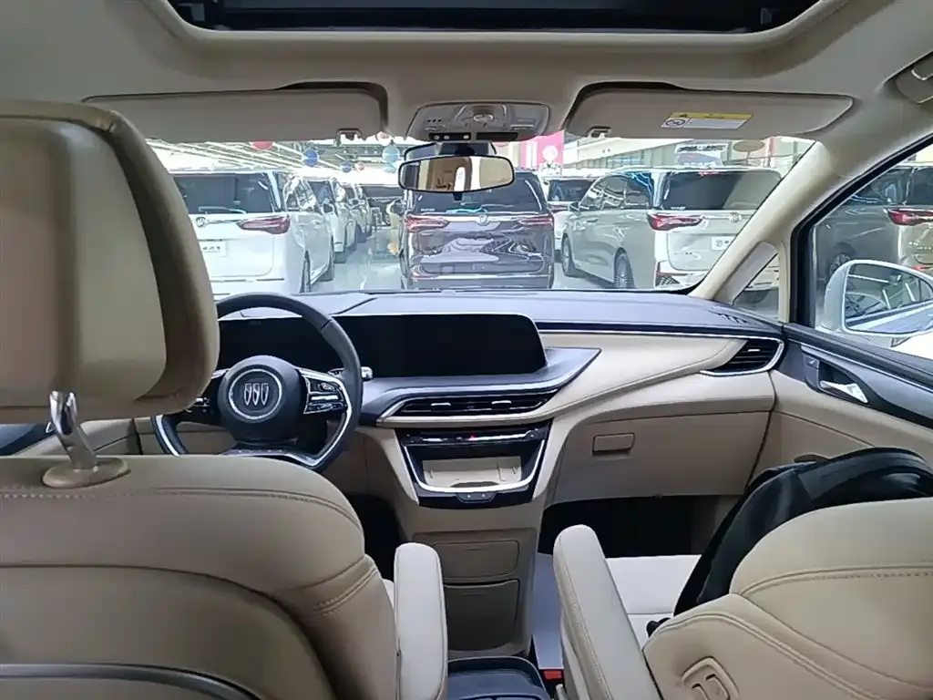 Buick GL8 Hybrid — фото 2