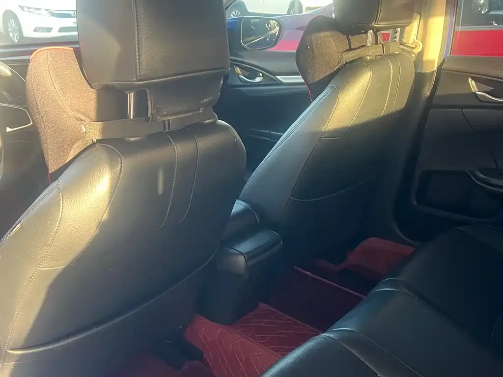 Honda Civic — фото 2