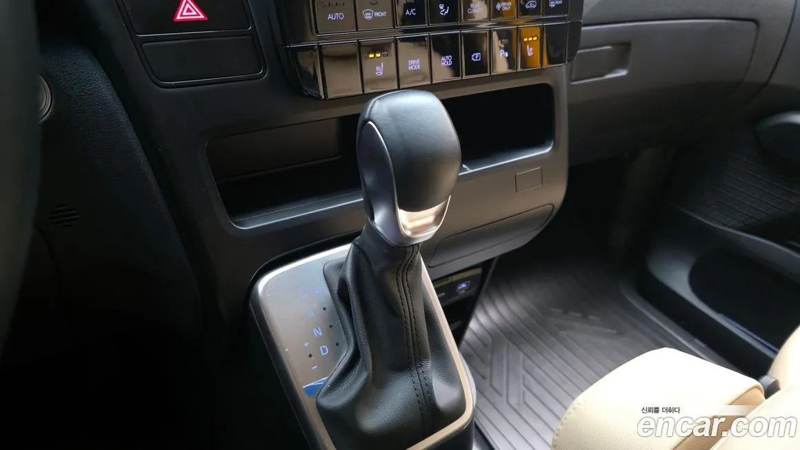 Hyundai Staria 2025 из KR, фото 7