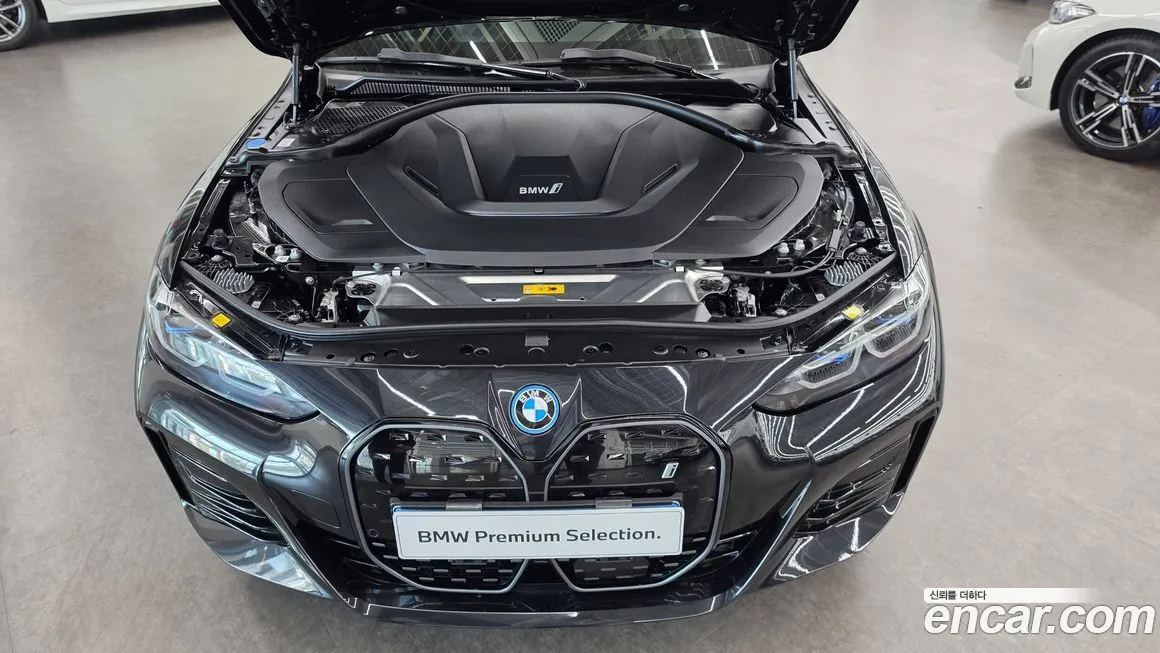BMW i4 2024 из KR, фото 10
