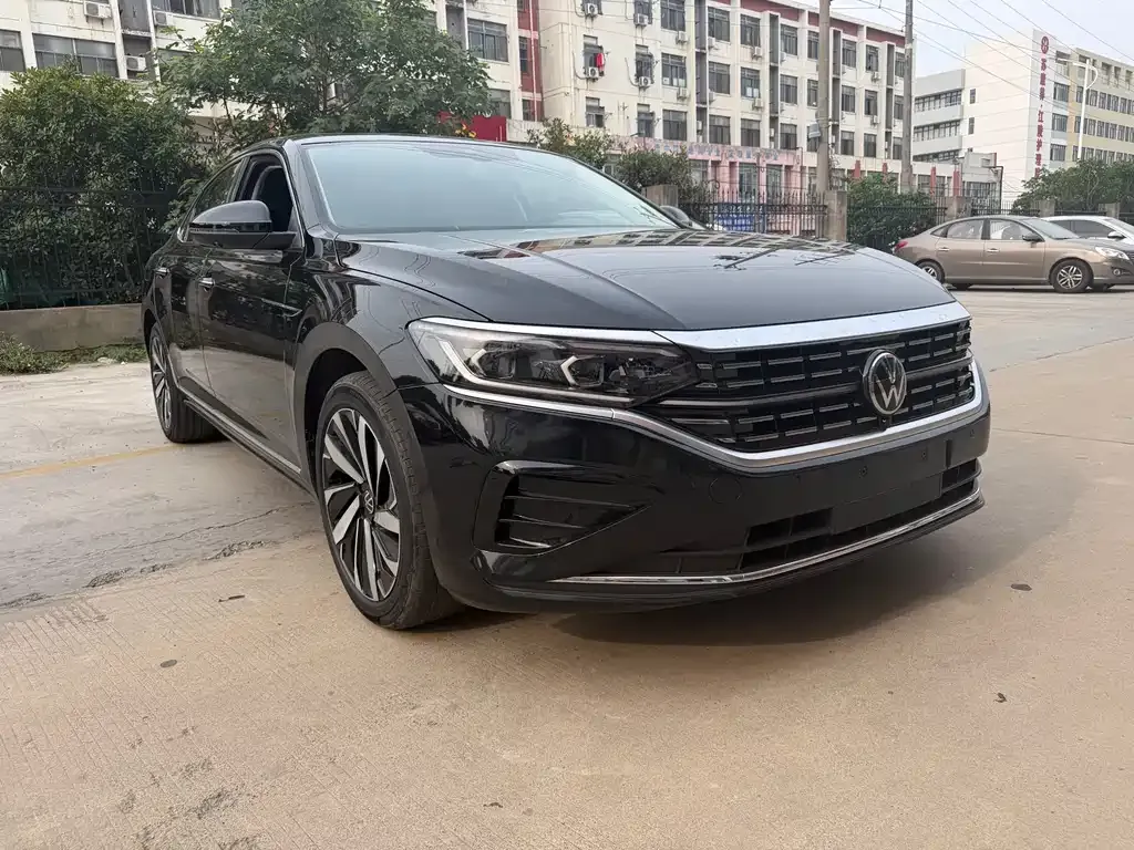 Volkswagen Passat — фото 8