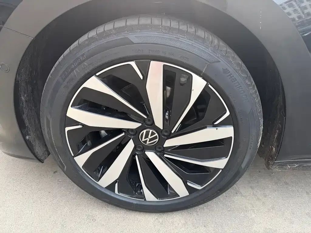 Volkswagen Passat — фото 7