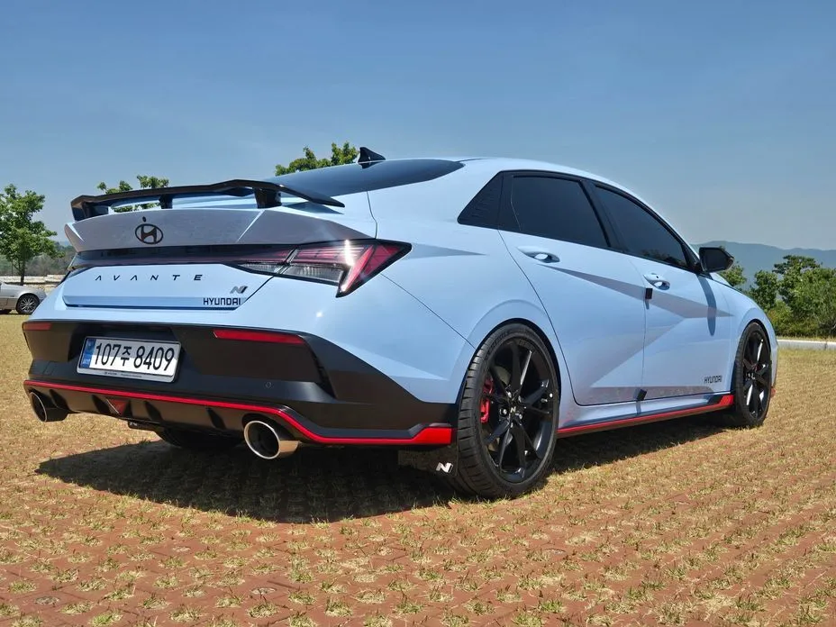 Hyundai AVANTE — фото 4