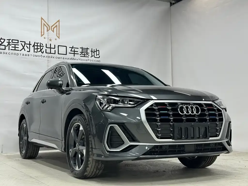 Audi Q3 — фото 3
