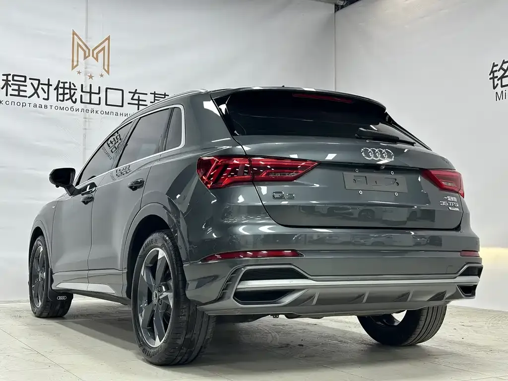 Audi Q3 — фото 4