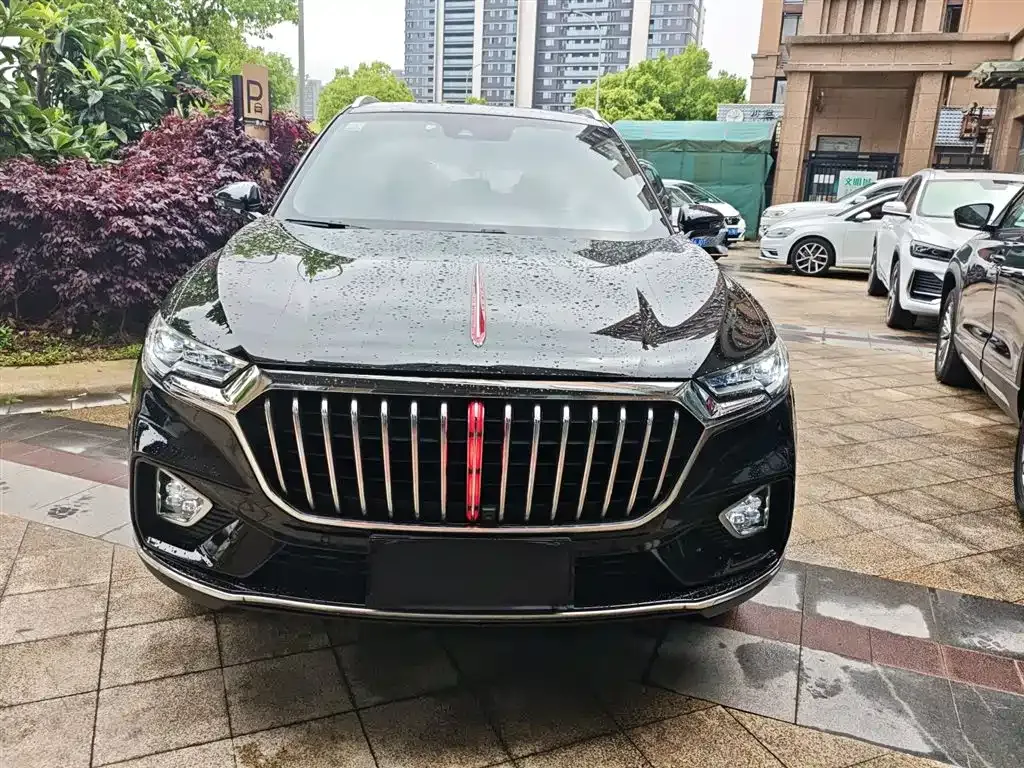 Hongqi HS5 — фото 4