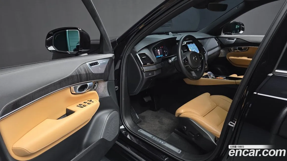 Volvo XC90 2025 из KR, фото 8