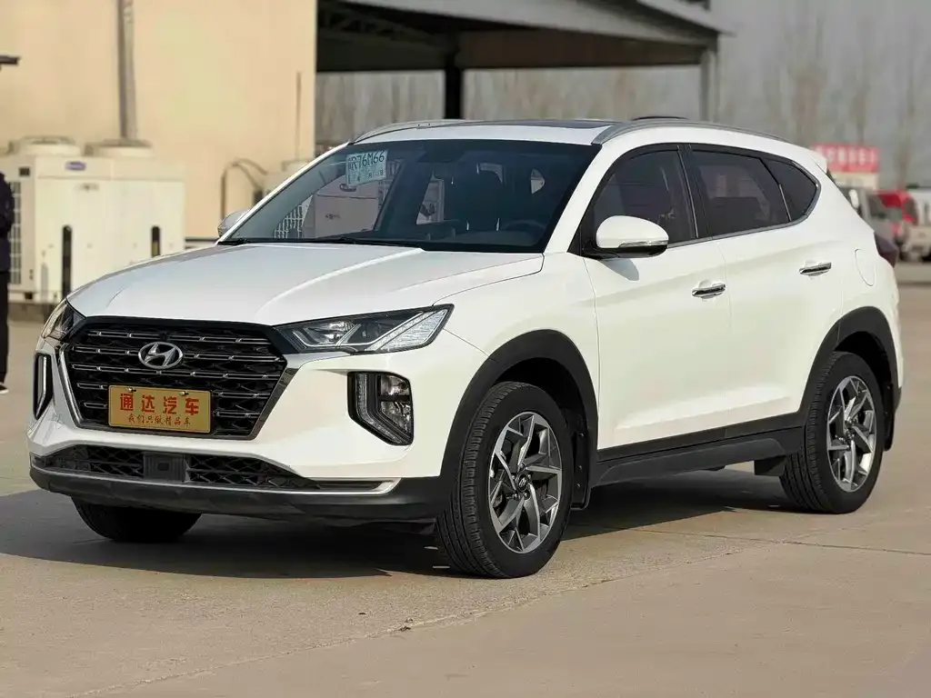Hyundai Tucson — фото 1