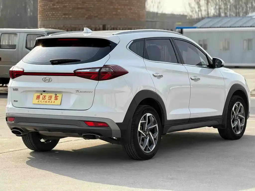 Hyundai Tucson — фото 7