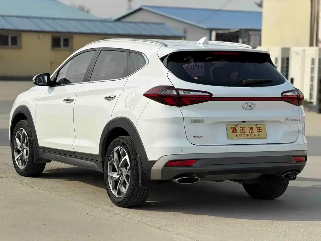 Hyundai Tucson — фото 10