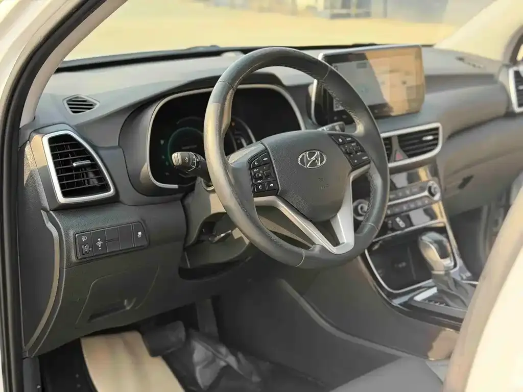 Hyundai Tucson — фото 2