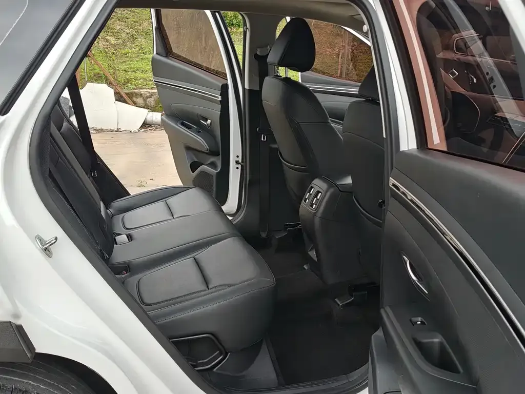 Hyundai Tucson — фото 2
