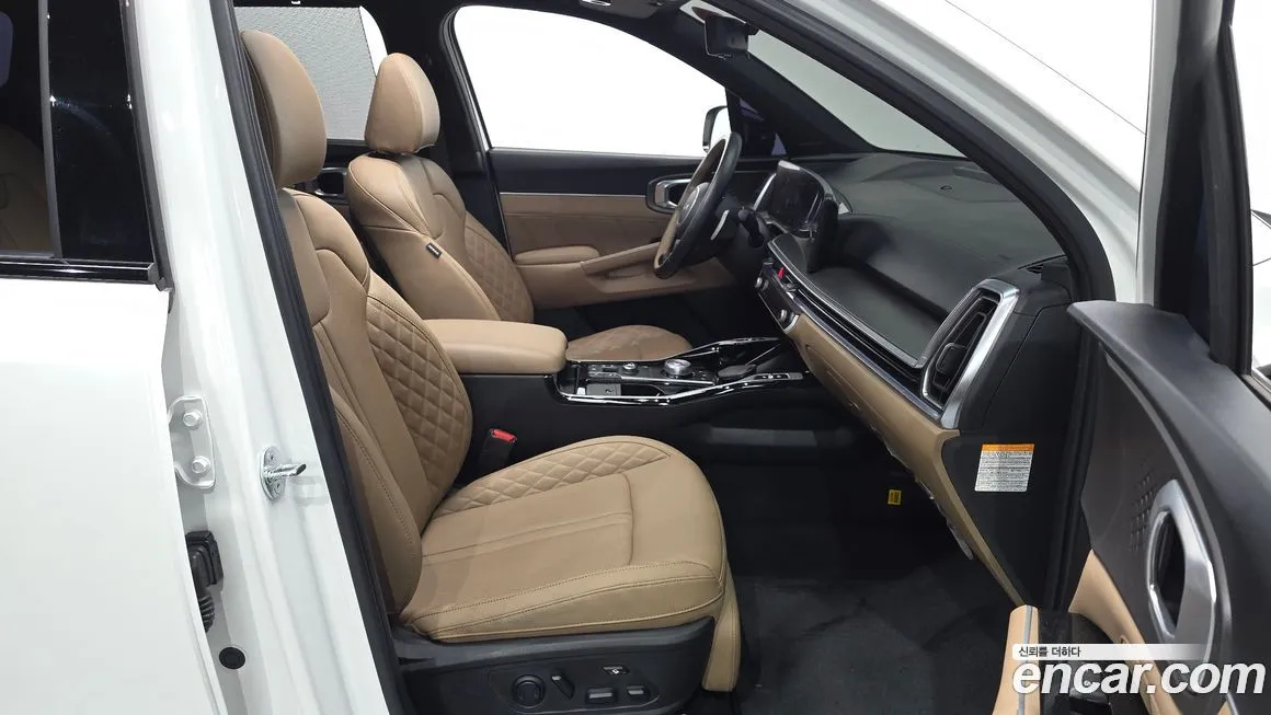 Kia Sorento — фото 9