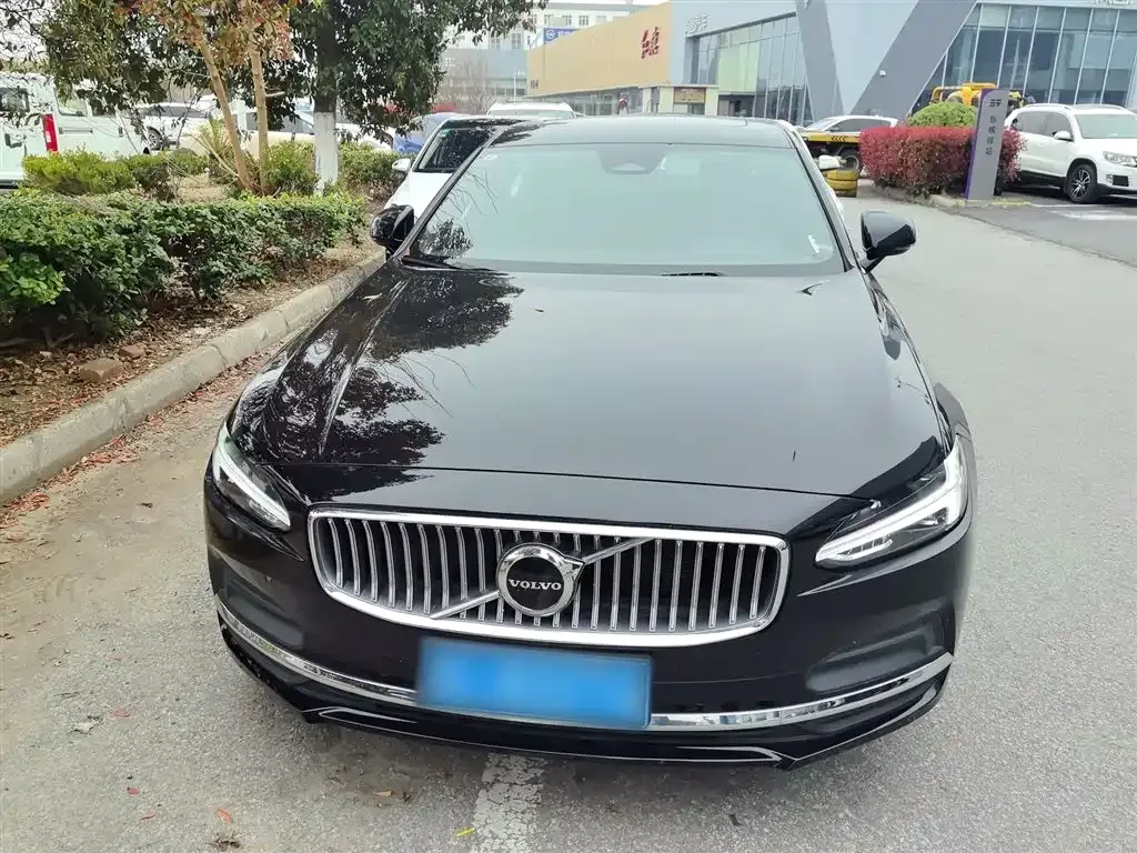 Volvo S90 2025 из CN, фото 10