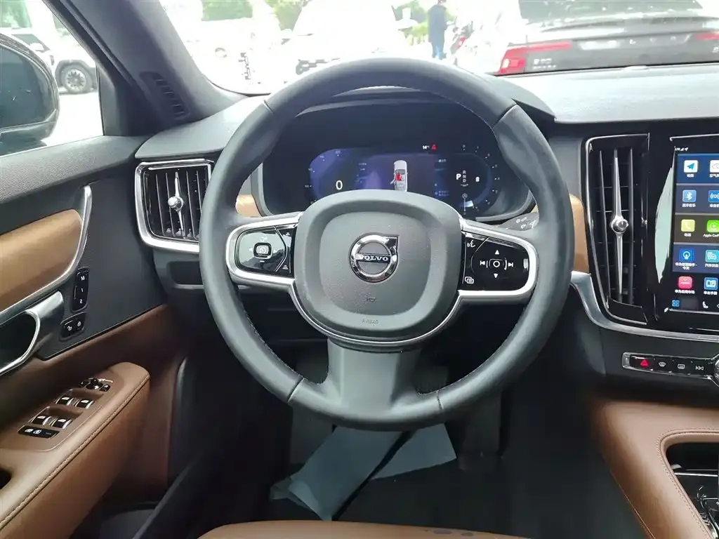 Volvo S90 2025 из CN, фото 6