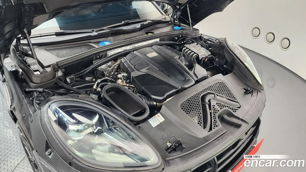 Porsche Macan 2021 из KR, фото 6