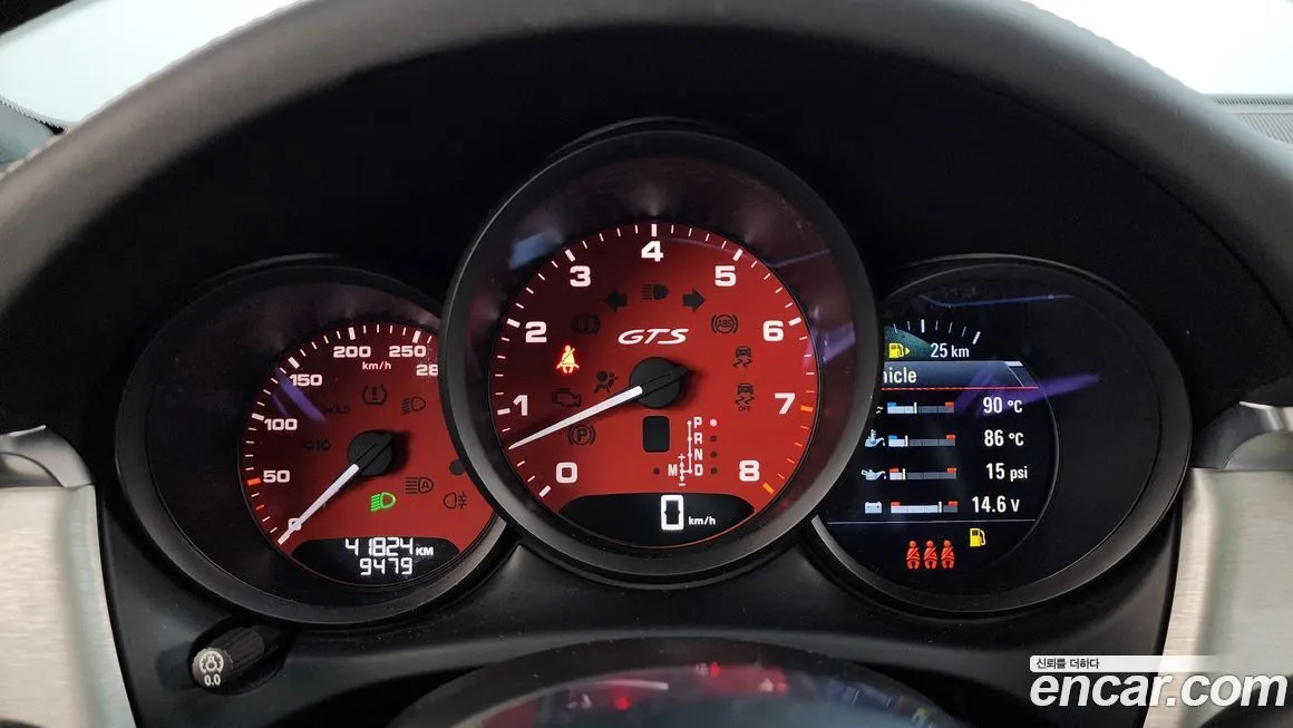Porsche Macan 2021 из KR, фото 10