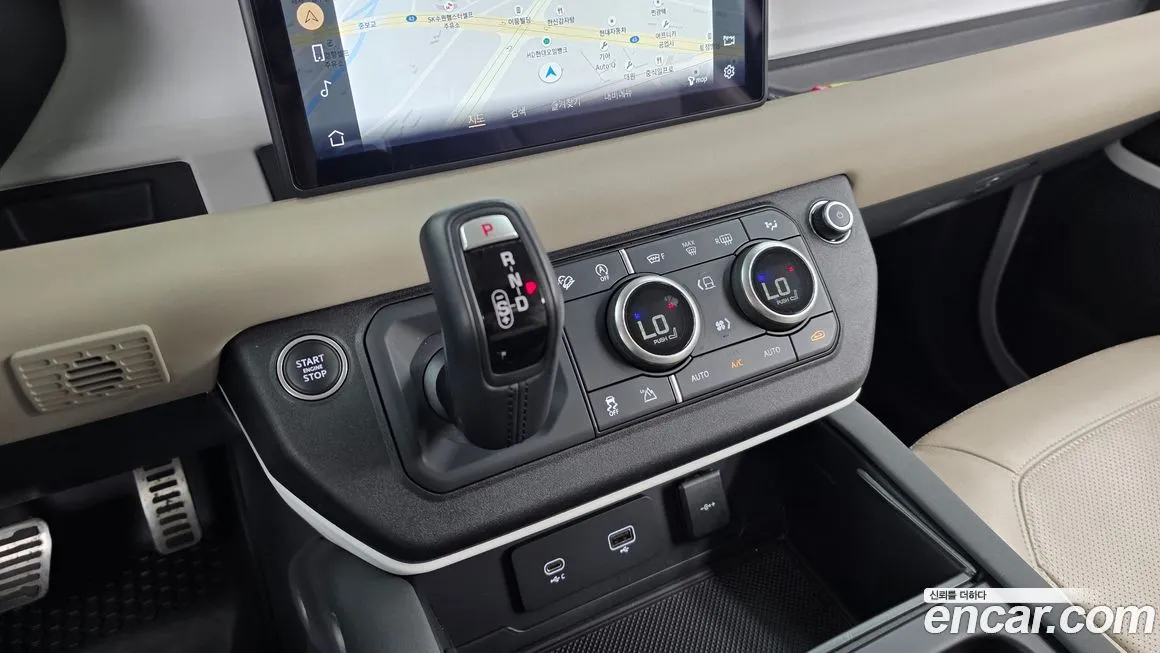 Land Rover Defender 2022 из KR, фото 4