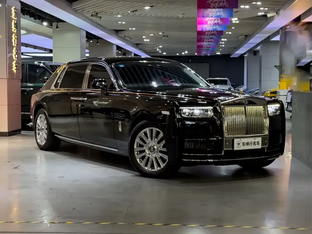 Rolls-Royce Phantom 2023 из CN, фото 5