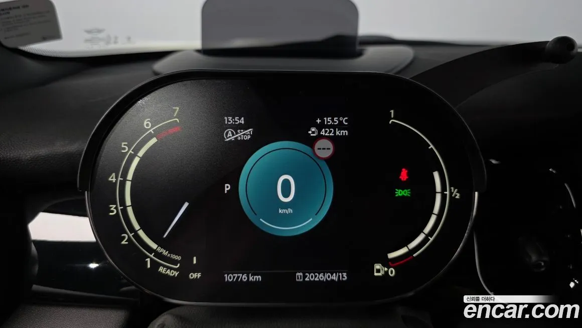 Mini Cooper Convertible 2024 из KR, фото 3