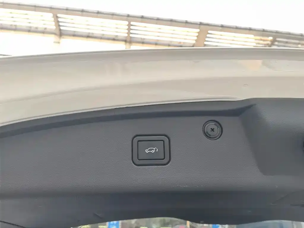 Changan CS75PLUS — фото 2