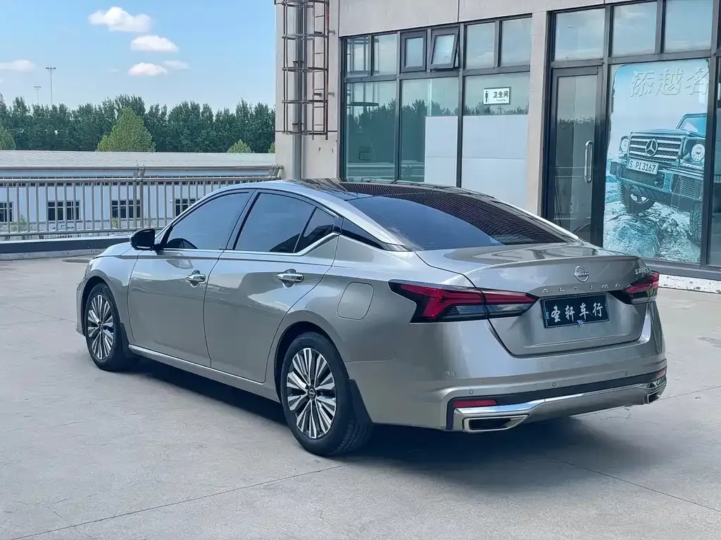 Nissan Teana 2022 из CN, фото 10