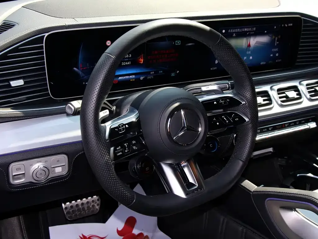 Mercedes-Benz GLE AMG — фото 7