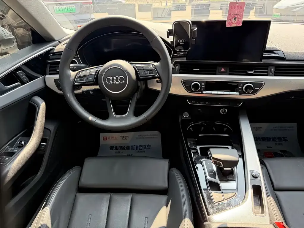 Audi A5 (Import) — фото 2