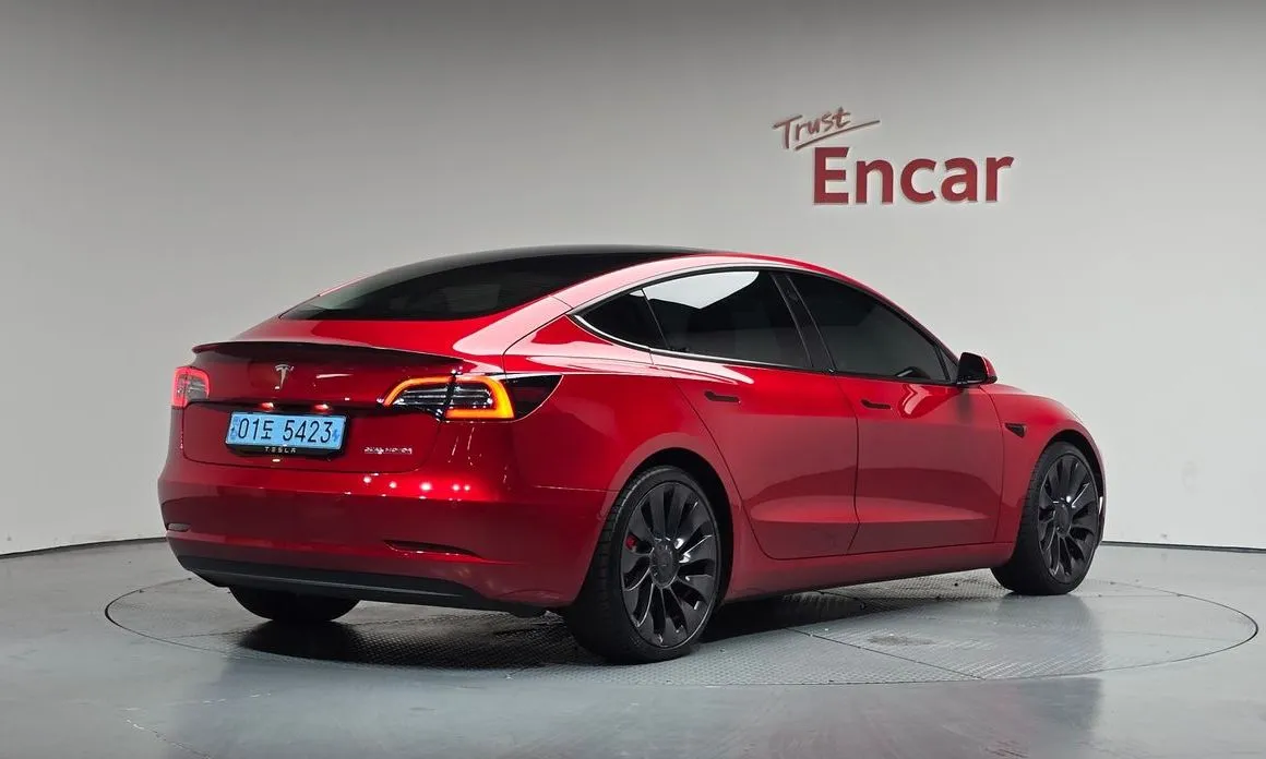 Tesla Model 3 2021 из KR, фото 5