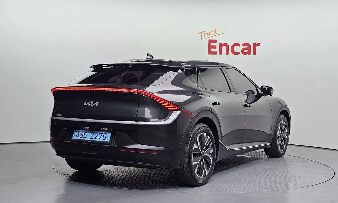 Kia EV6 — фото 6