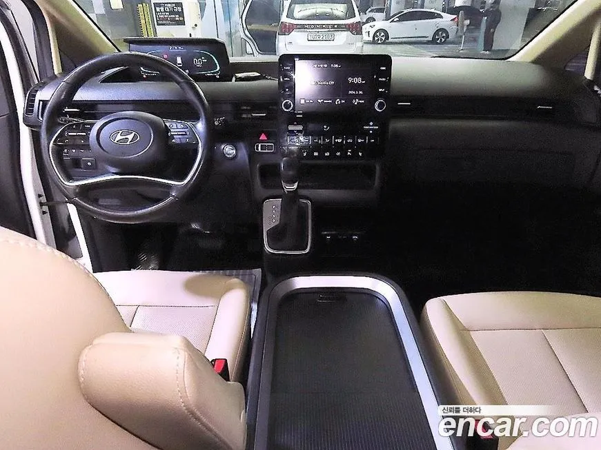 Hyundai Staria 2025 из KR, фото 9