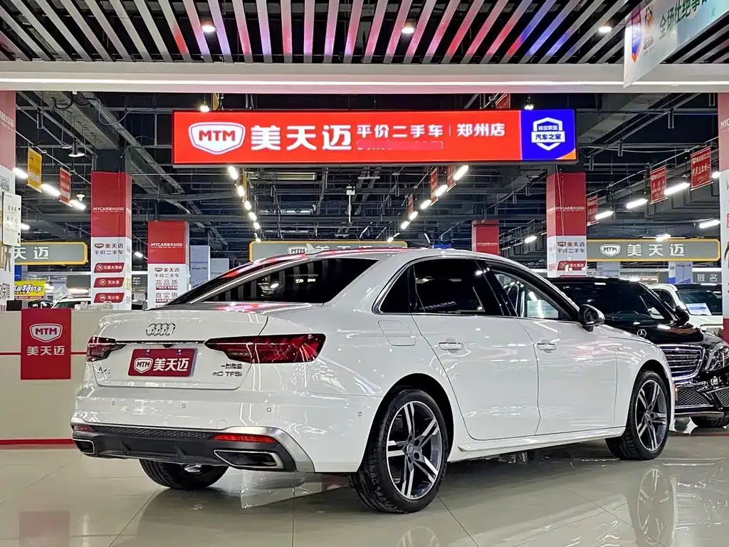 Audi A4L — фото 6