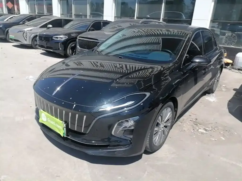 Hongqi E-QM5 — фото 8