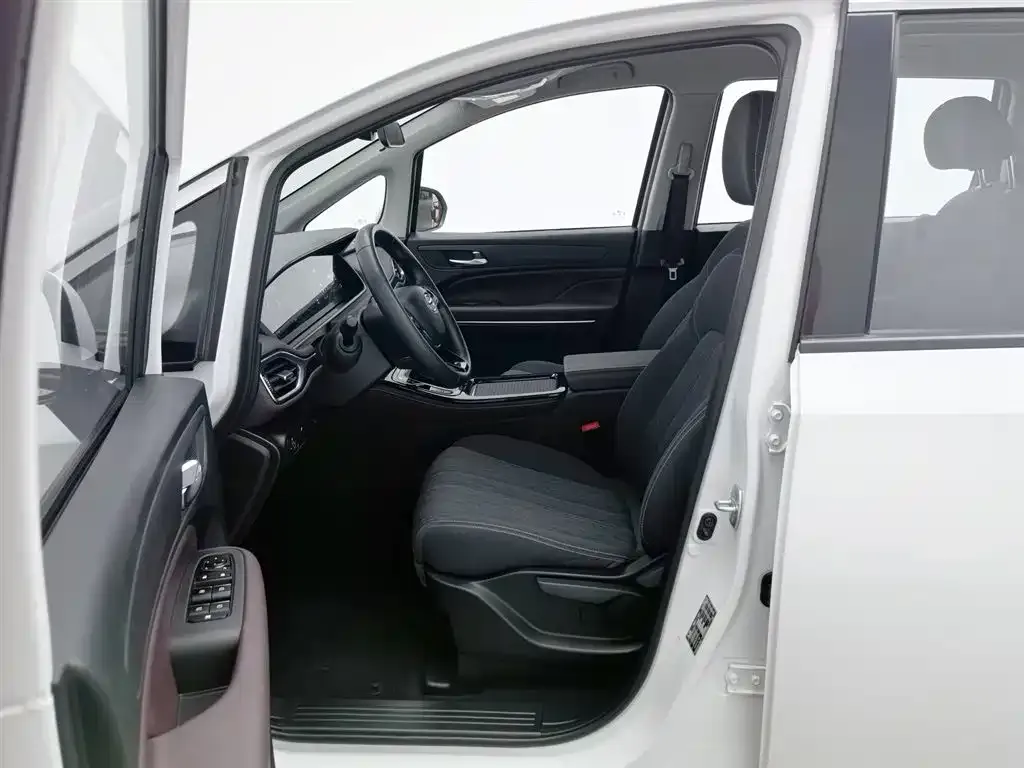GAC Motor Trumpchi M6 2024 из CN, фото 4