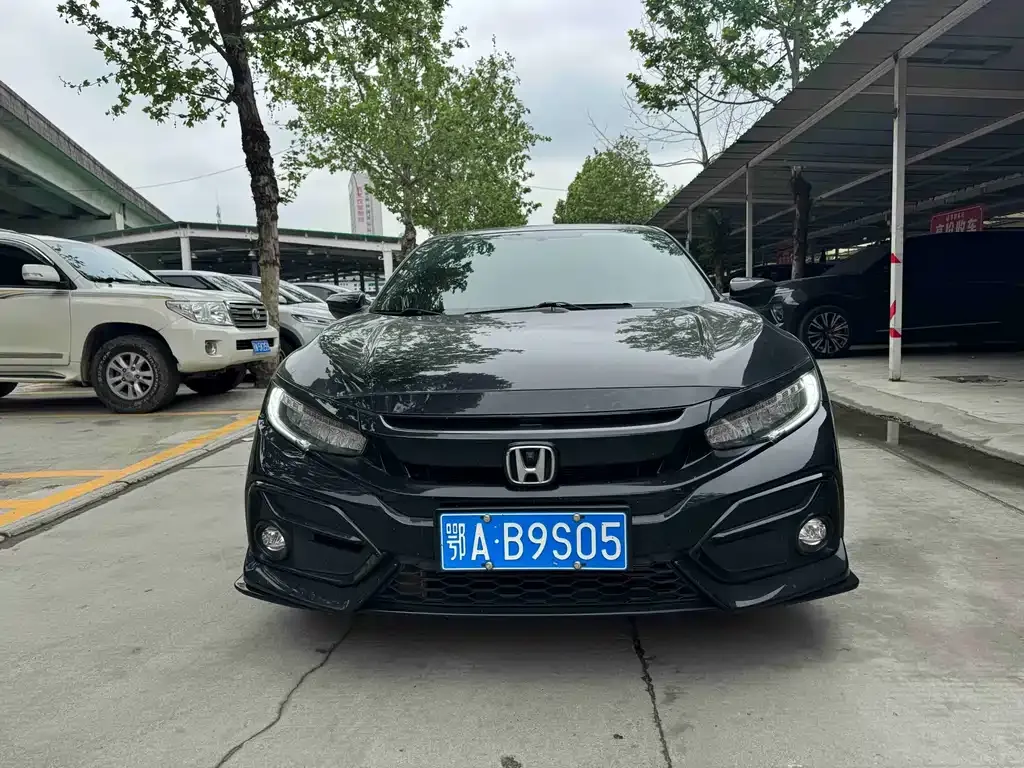 Honda Civic — фото 7