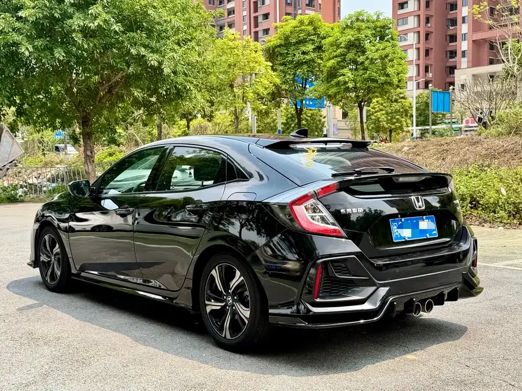 Honda Civic — фото 5