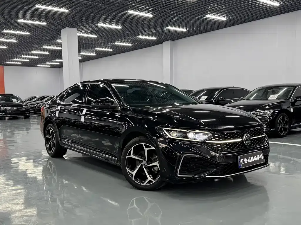 Volkswagen Passat — фото 2