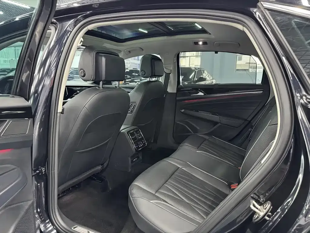 Volkswagen Passat — фото 3