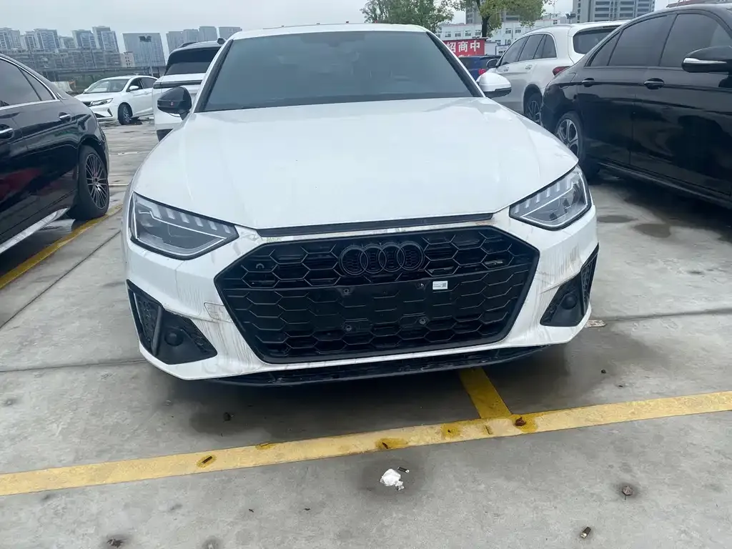 Audi A4L 2023 из CN, фото 5