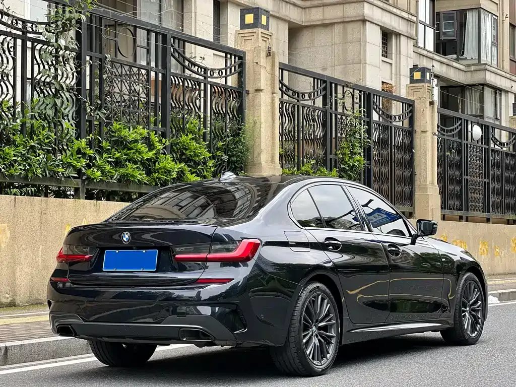 BMW 3 Series — фото 8