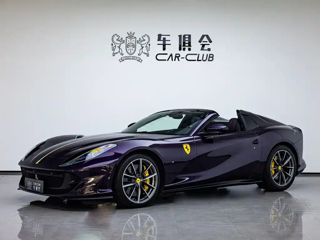Ferrari 812
