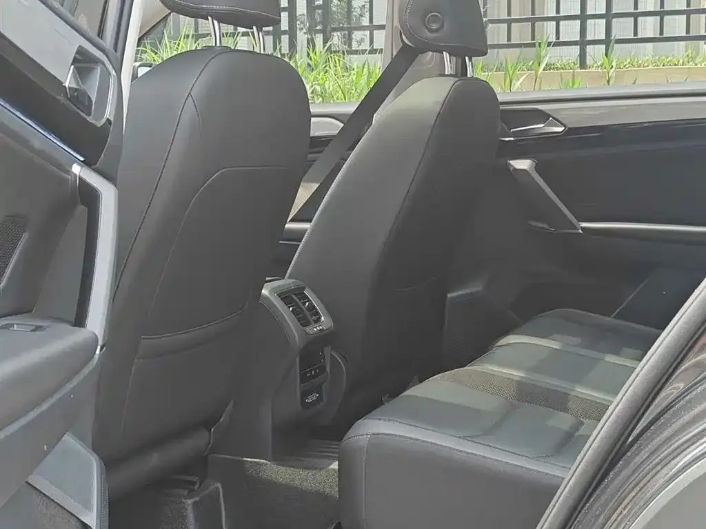 Volkswagen Tayron 2021 из CN, фото 6