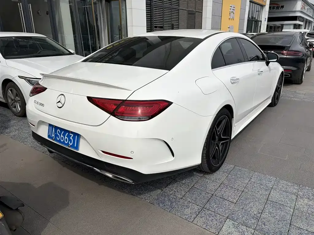 Mercedes-Benz CLS — фото 3