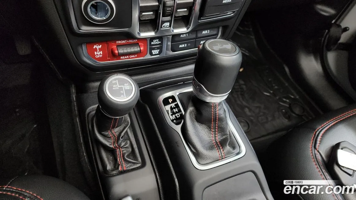Jeep Wrangler 2021 из KR, фото 8