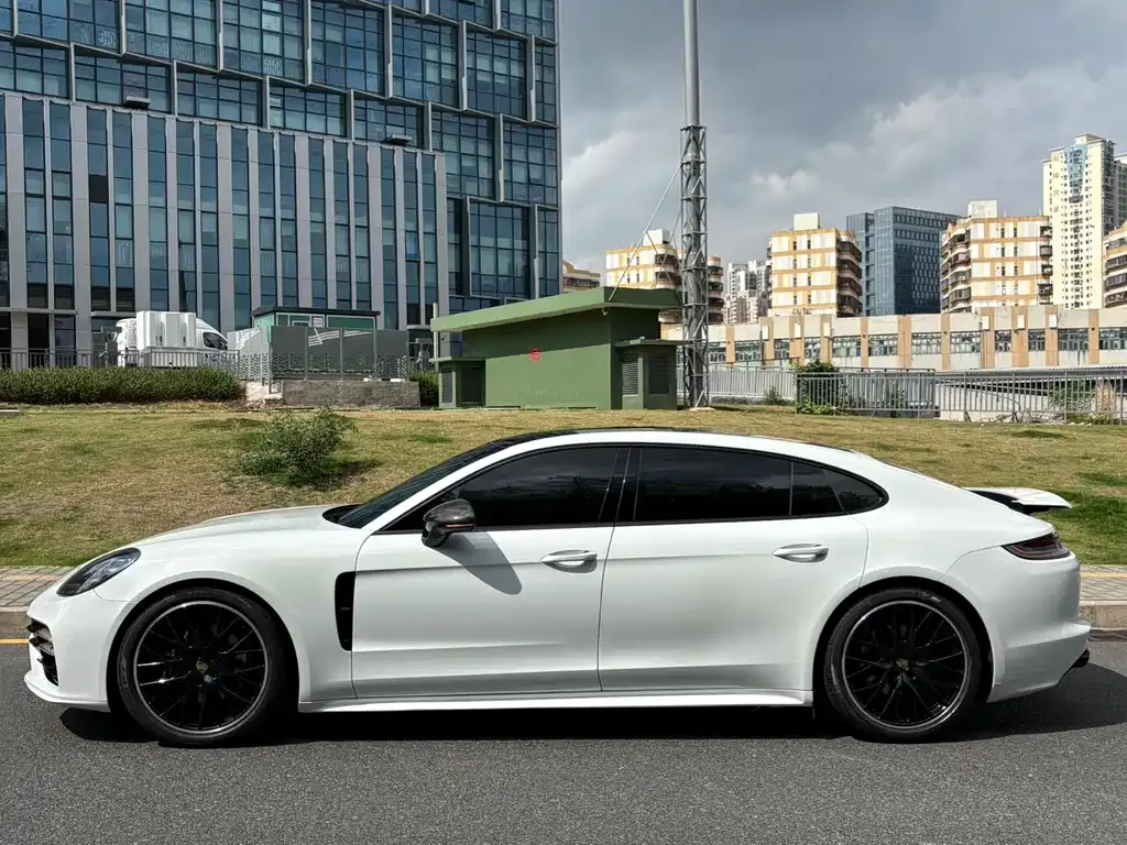 Porsche Panamera 2022 из CN, фото 10