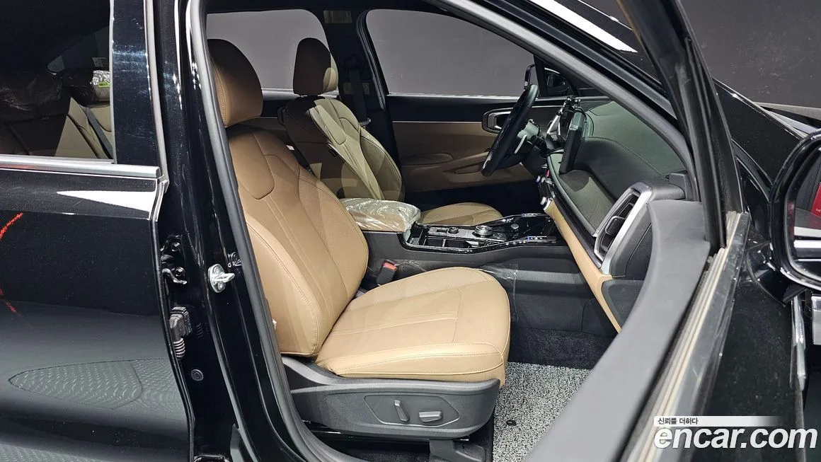 Kia Sorento — фото 6