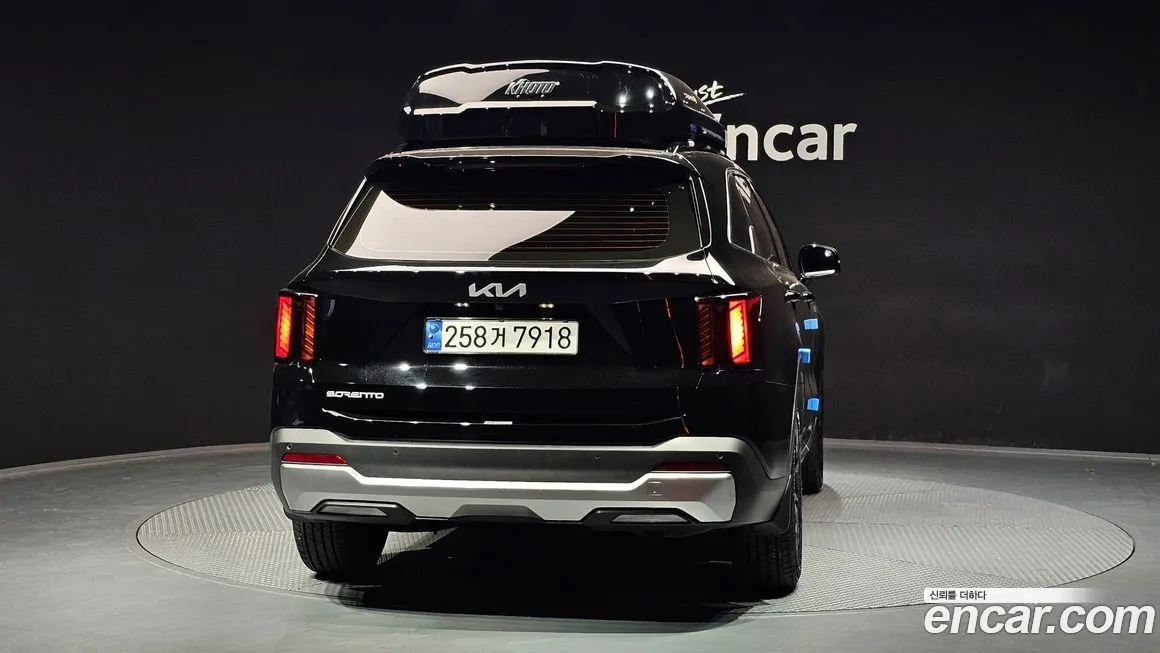 Kia Sorento — фото 5
